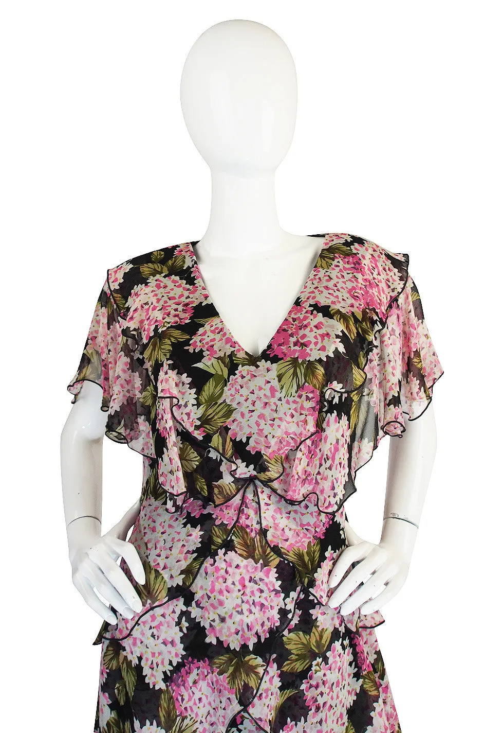 1970s Pink Floral Holly Harp Tiered Silk Dress
