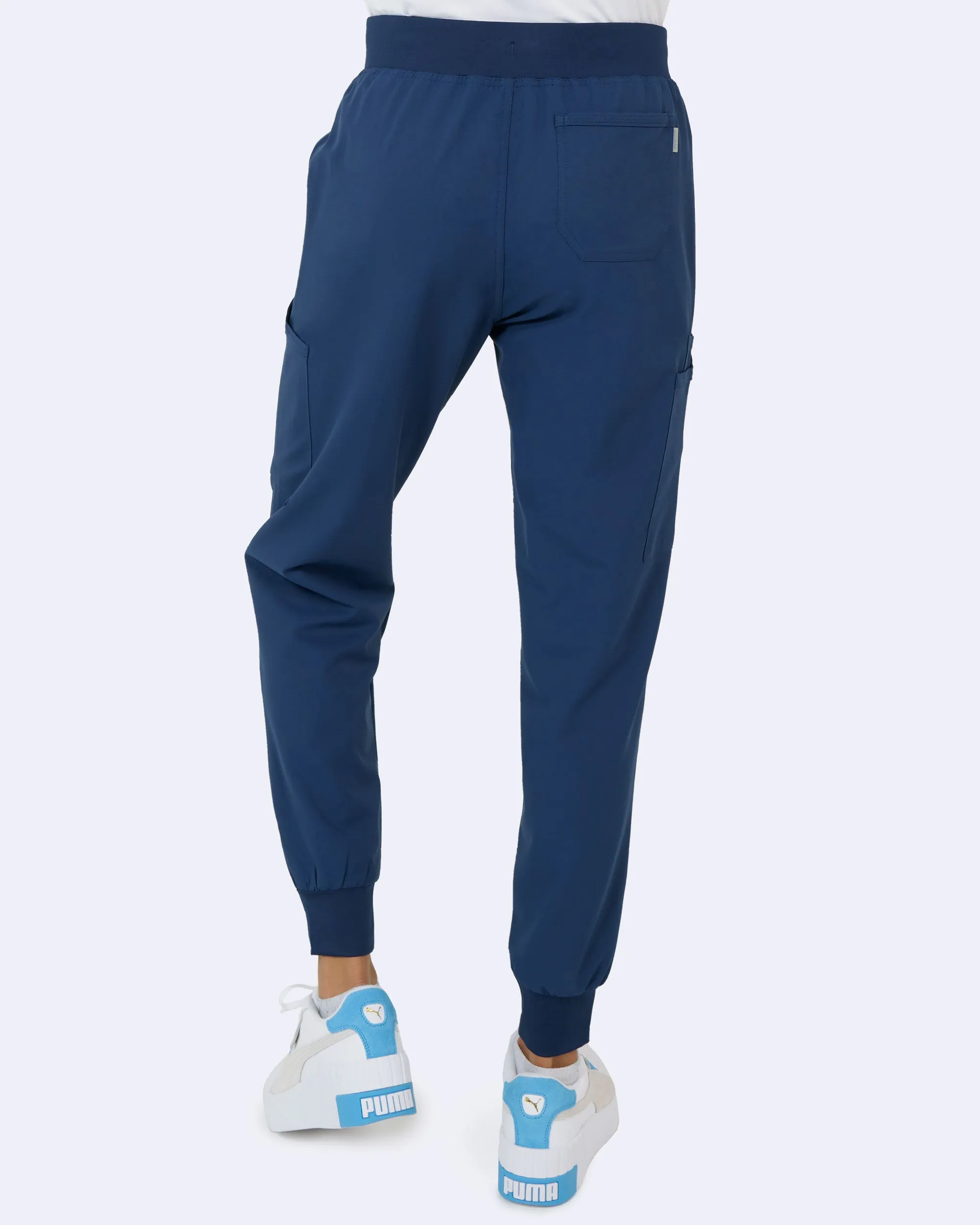 3060- Women’s Refined Jogger Pant