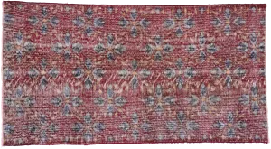 3’1” x 5’8” Vintage Sivas Rug