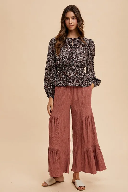 Abstract Print Balloon Sleeve Peplum Blouse For Women – Artistic Printed Fluttering Blouse with Dramatic Sleeves and Feminine Silhouette