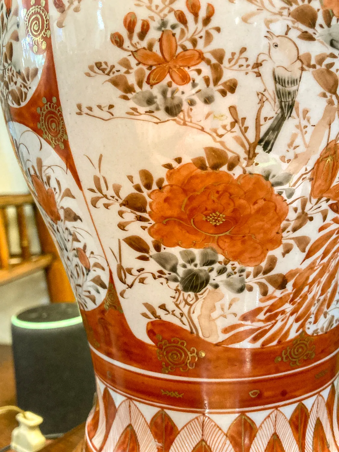 Antique Japanese Hand Painted Kutani Porcelain Vase Lamp Wood Base