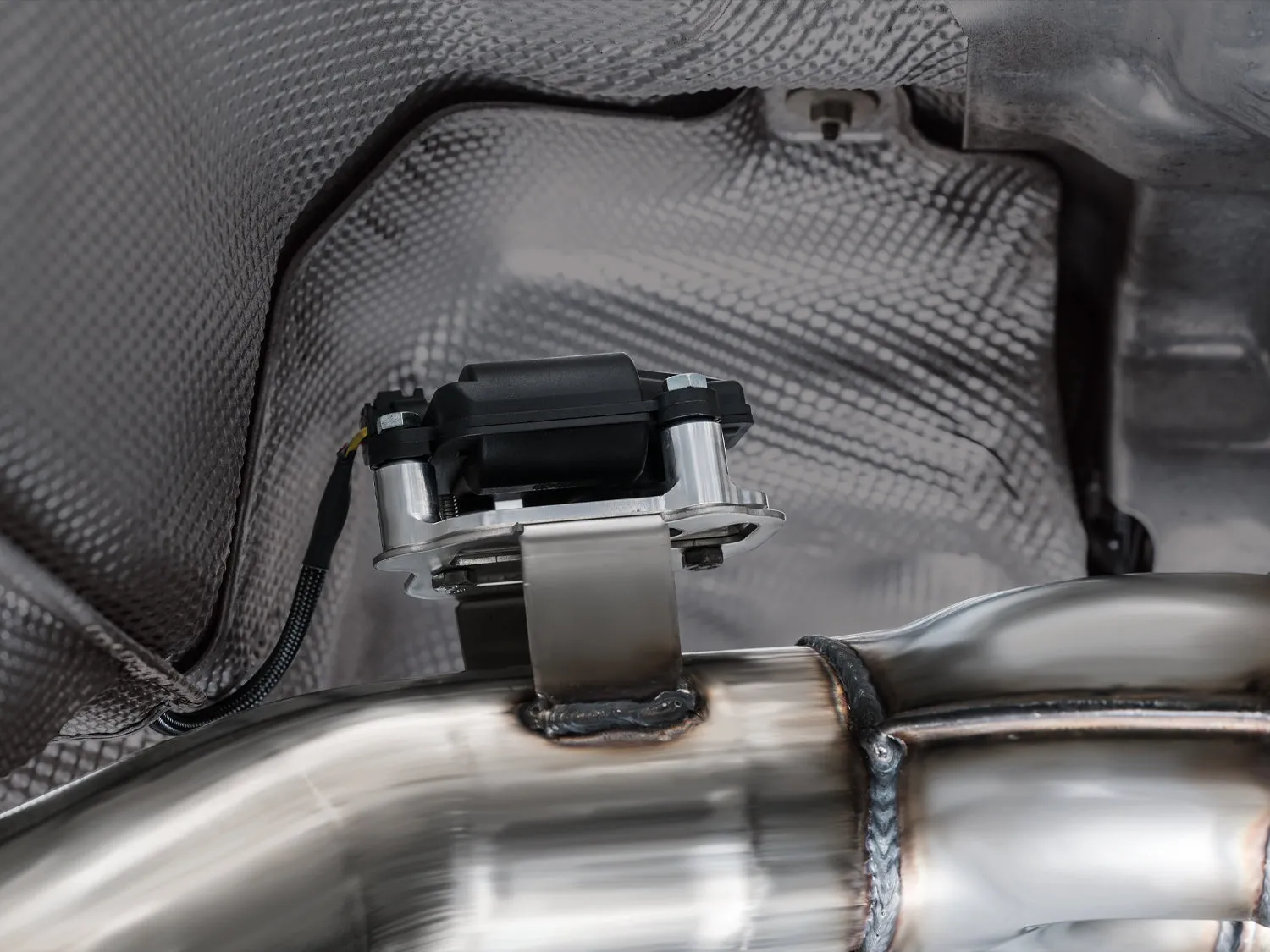 AWE Exhaust Suite for G87 BMW M2