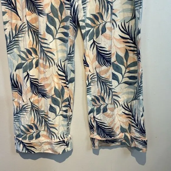Bed head, two-piece button-down pyjama set pastel palm leaf pattern size XL