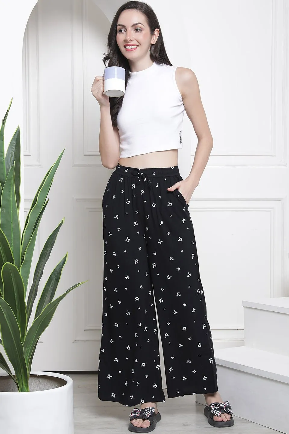 Black Abstract Printed Cotton Lounge Pants