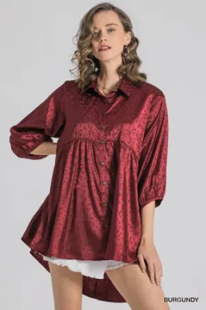 Burgundy Satin Leo Jacquard 3/4 Sleeve Button Down Tiered Tunic Dress