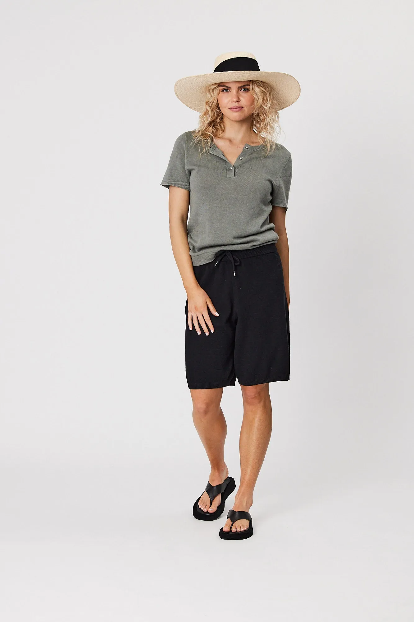 Castaway Henley Tee - Sage