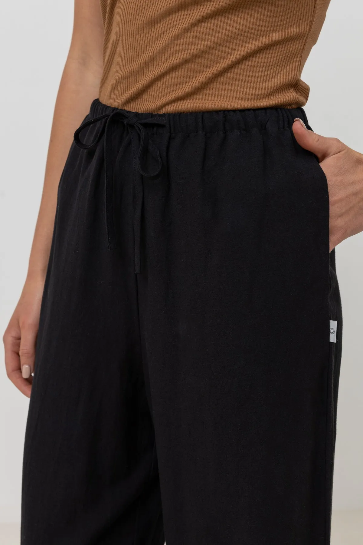 CLASSIC DRAWSTRING PANT