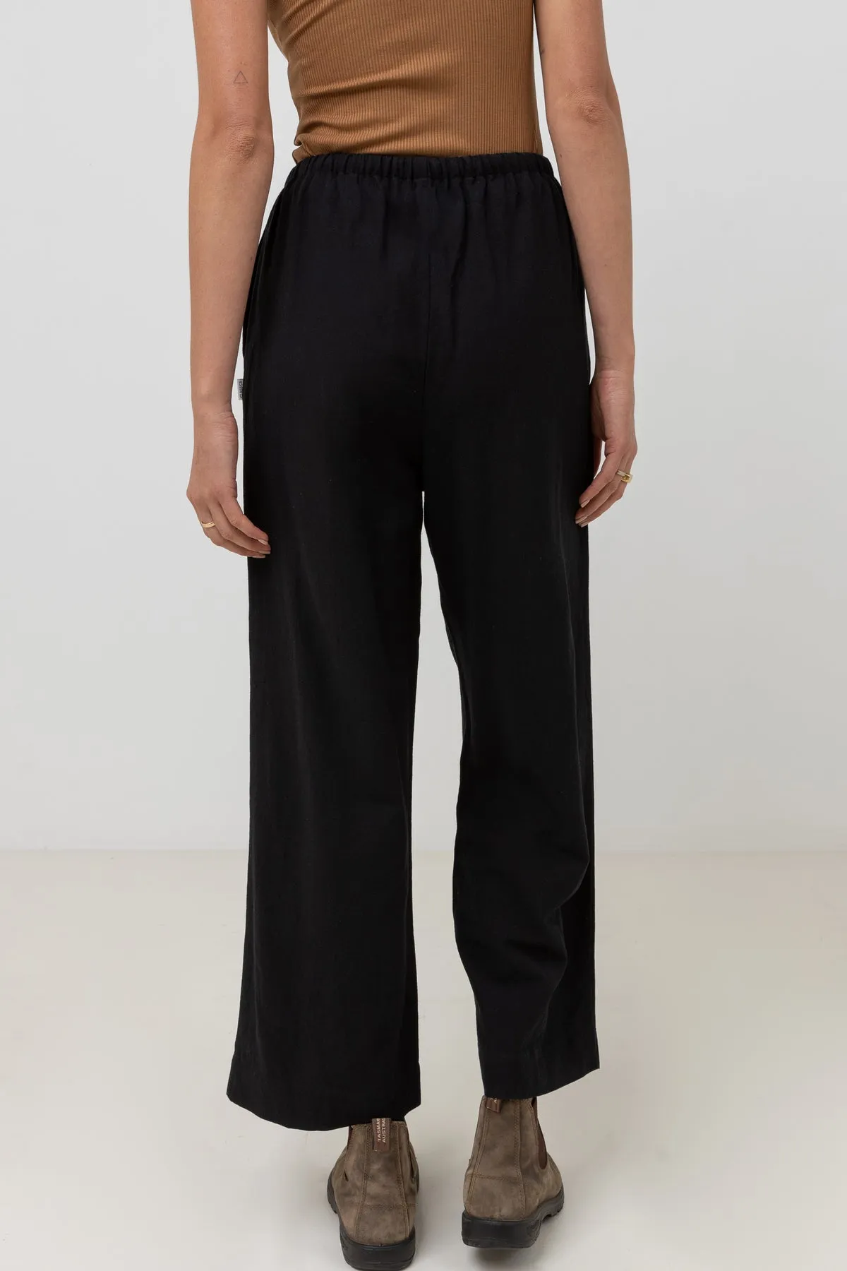 CLASSIC DRAWSTRING PANT