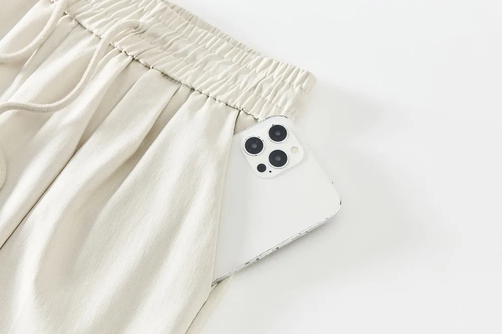 Comfortable and Breathable Wide-Leg Cargo Pant for Everyday Wear