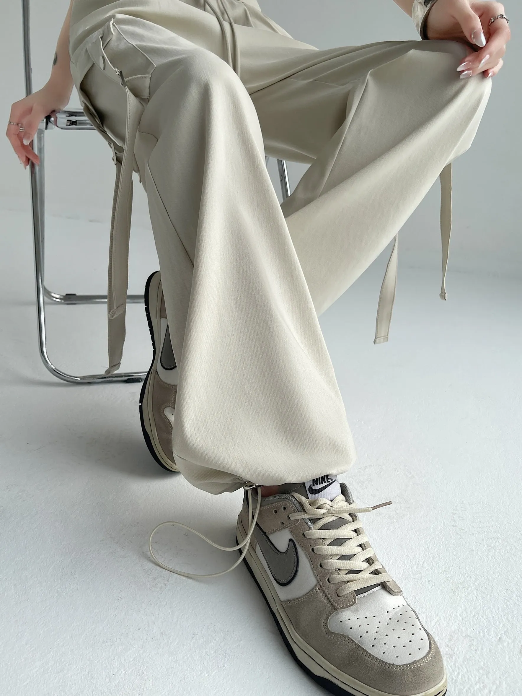 Comfortable and Breathable Wide-Leg Cargo Pant for Everyday Wear