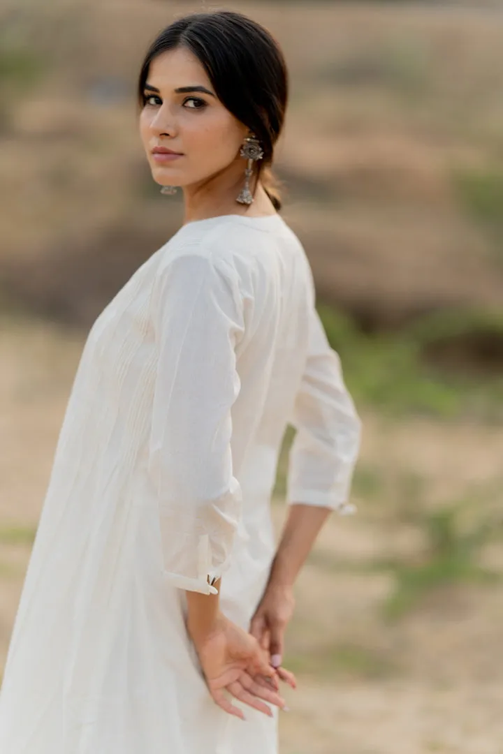 Creamy white kurta set