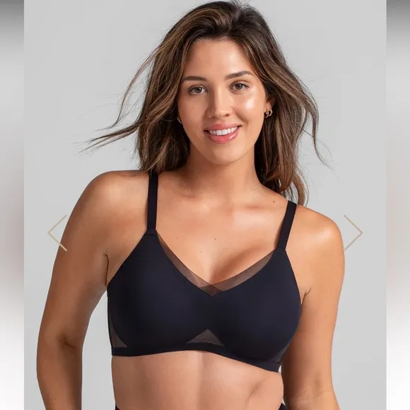CrossOver Bra - Runway