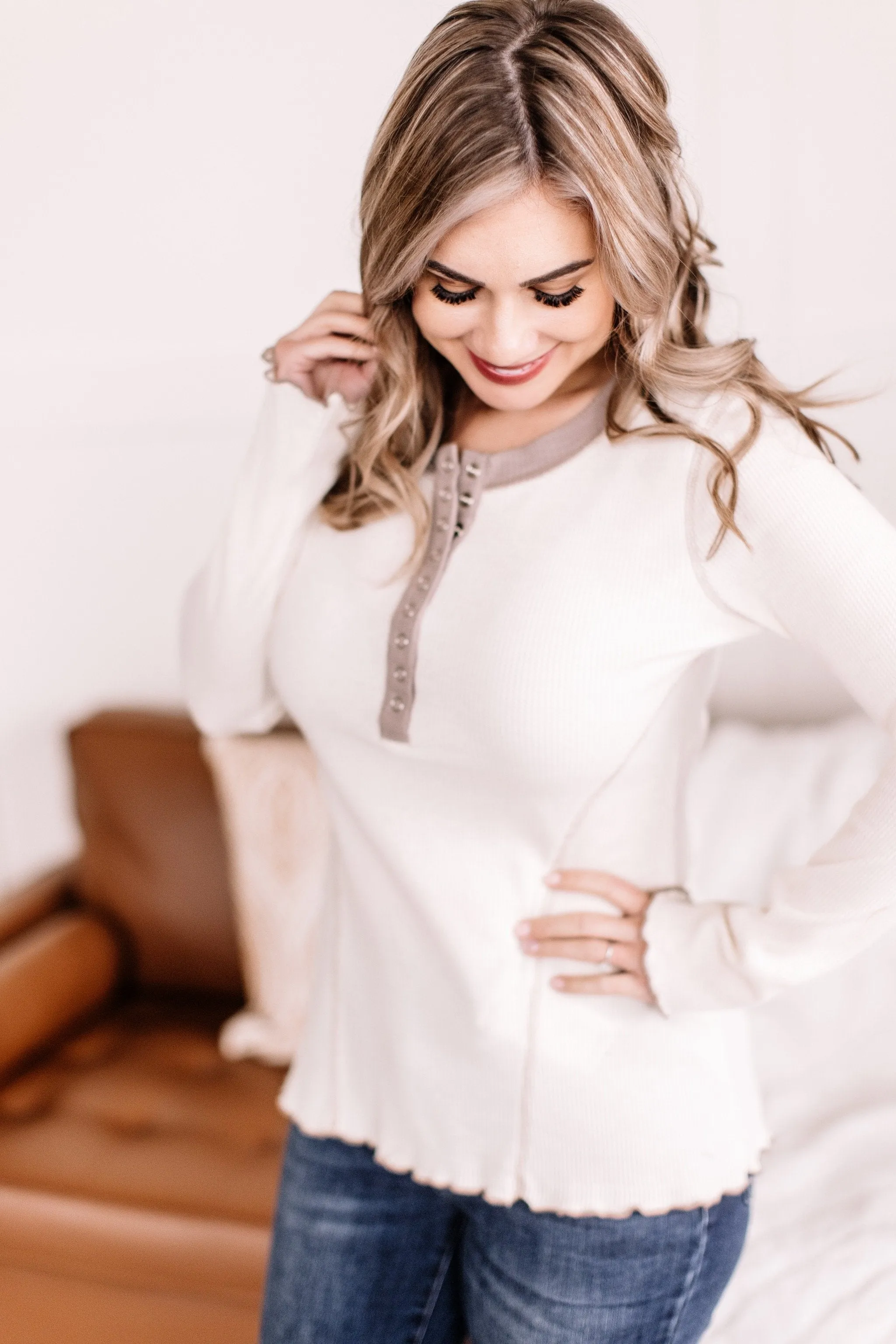 Details Make The Difference Thermal Henley in Natural
