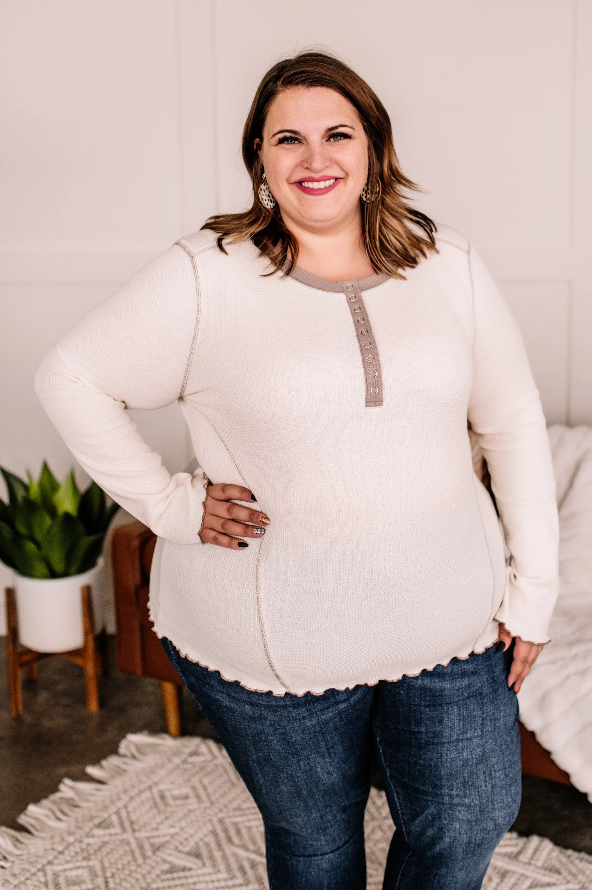 Details Make The Difference Thermal Henley in Natural