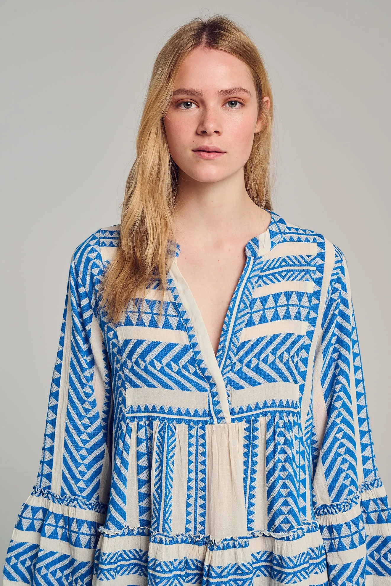 ELLA SHORT - BLUE/OFFWHITE