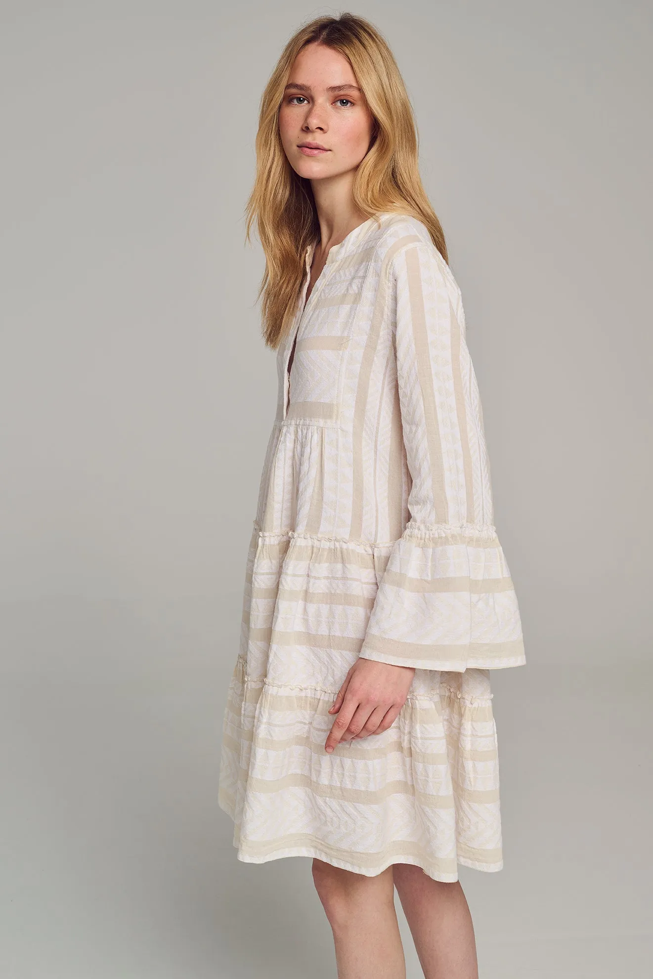 ELLA SHORT - ECRU/OFFWHITE