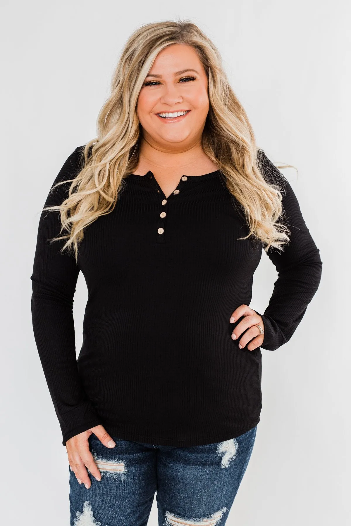 Essential 5-Button Henley Top- Black