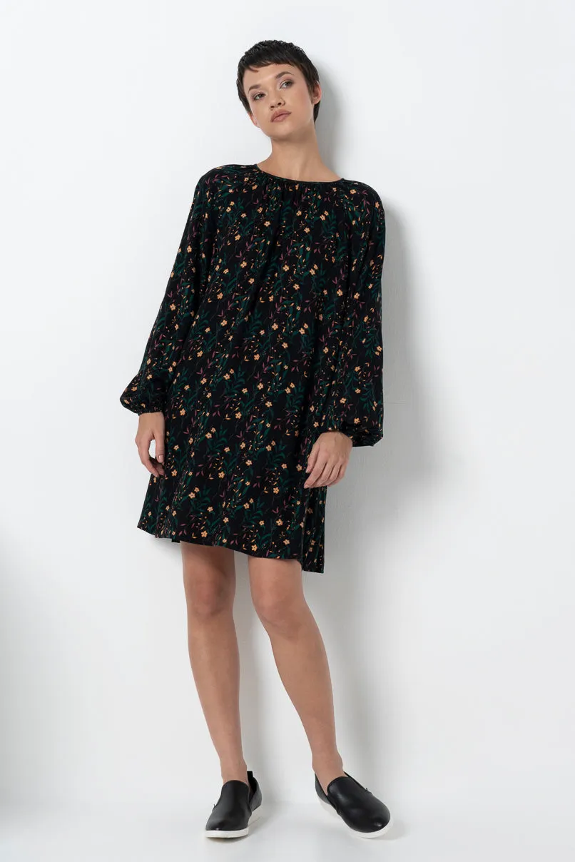 Floral Shift Dress _ 157880 _ Black