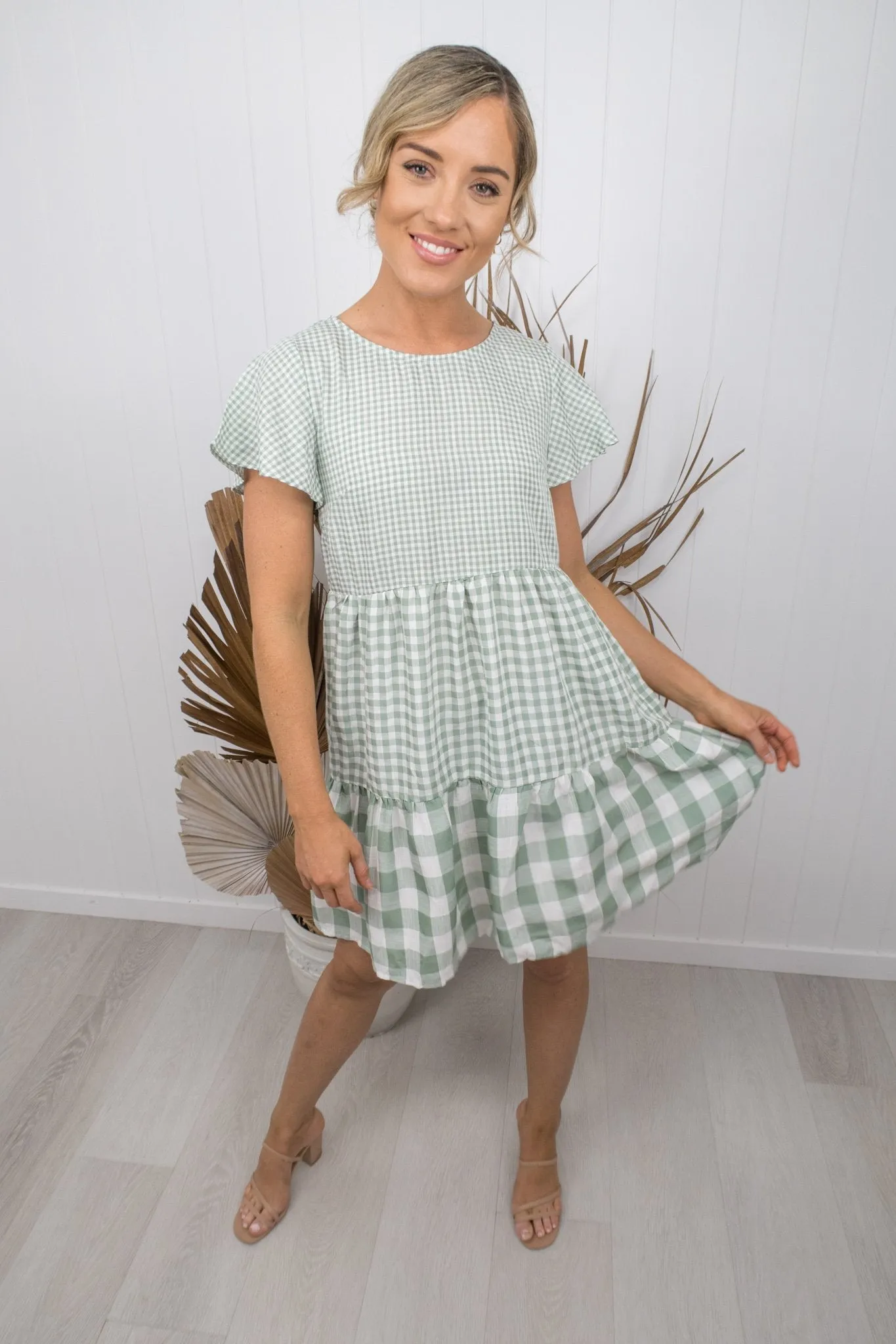 Keeley Dress -sage green/gingham