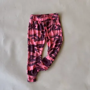 Lew Camo Joggers | Dyed Lava (Kids)