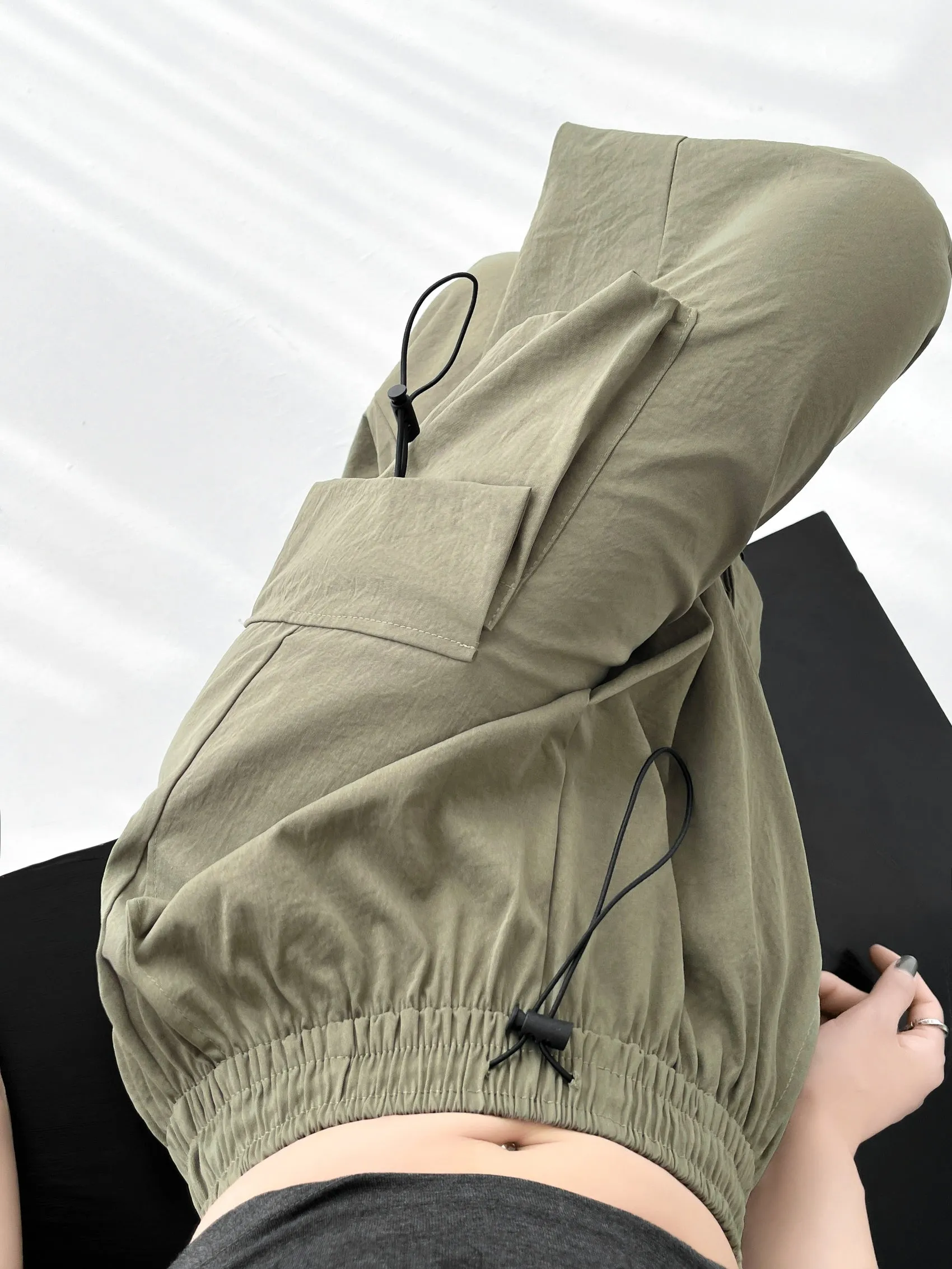Lightweight and Solid Drawstring Waist Cargo Pants for Women