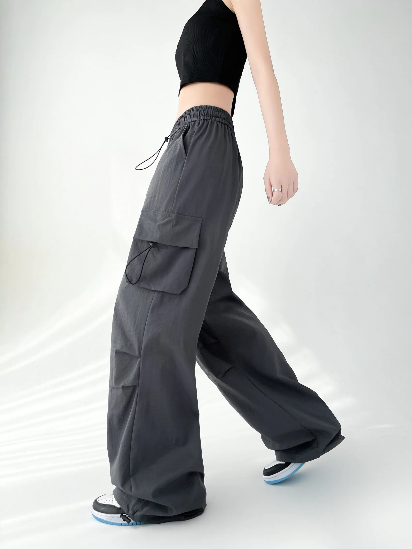 Lightweight and Solid Drawstring Waist Cargo Pants for Women
