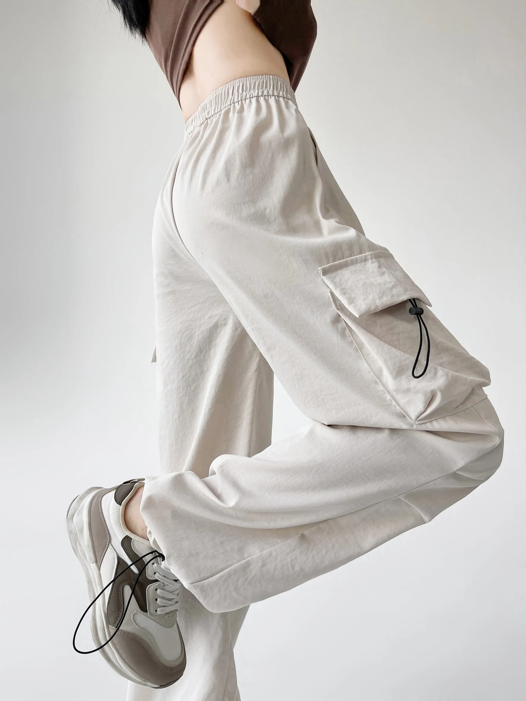 Lightweight and Solid Drawstring Waist Cargo Pants for Women