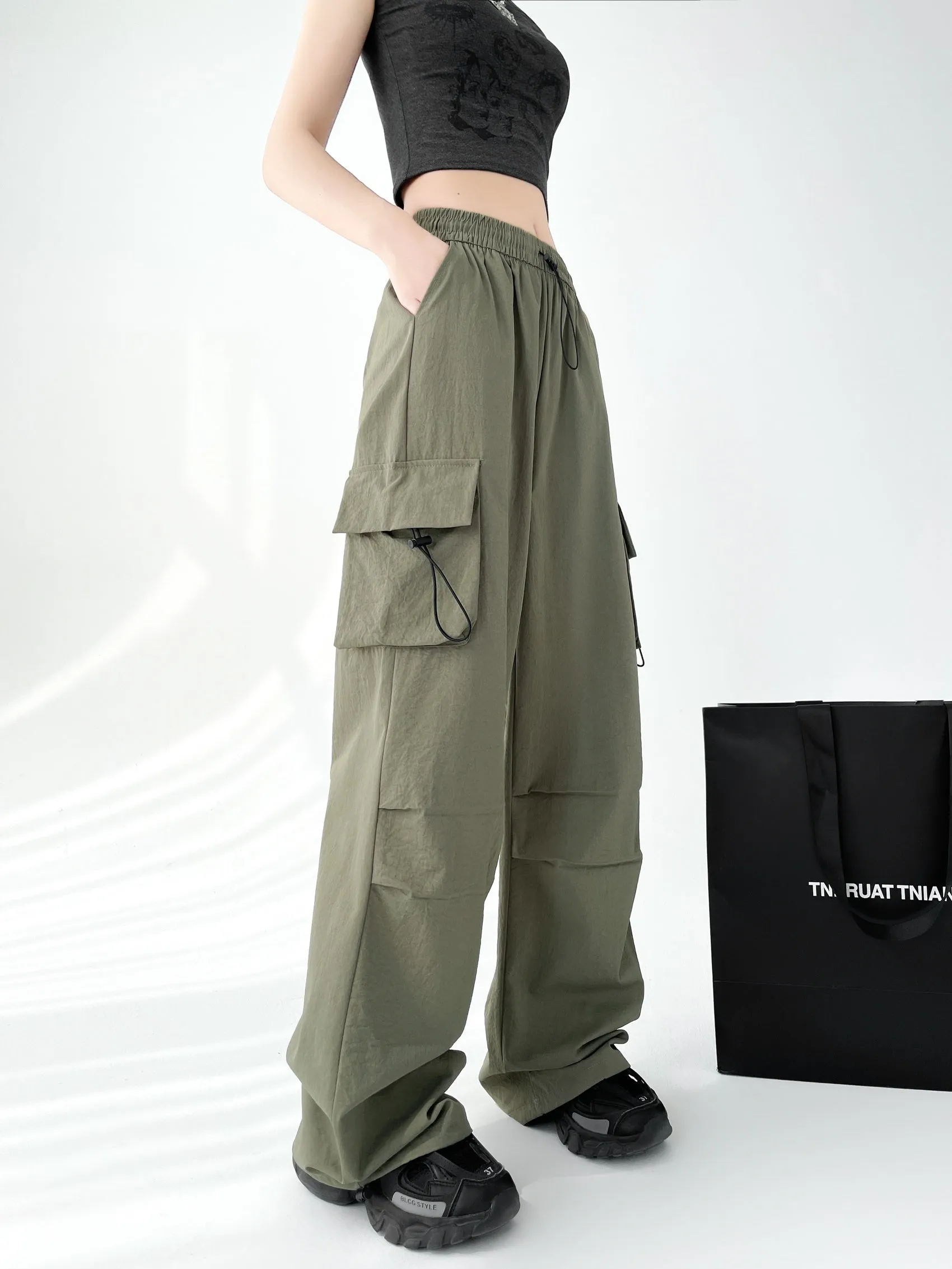 Lightweight and Solid Drawstring Waist Cargo Pants for Women