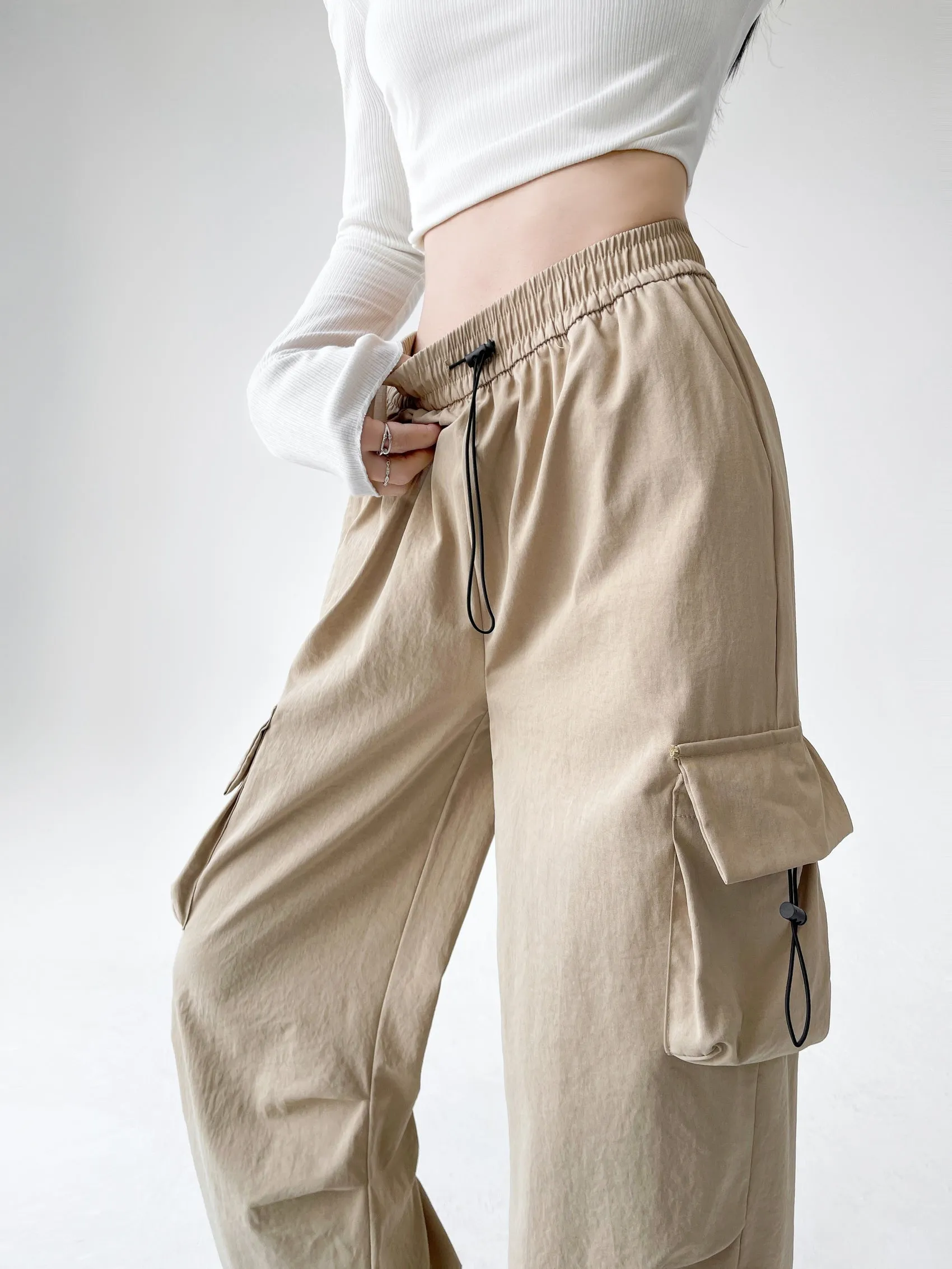Lightweight and Solid Drawstring Waist Cargo Pants for Women