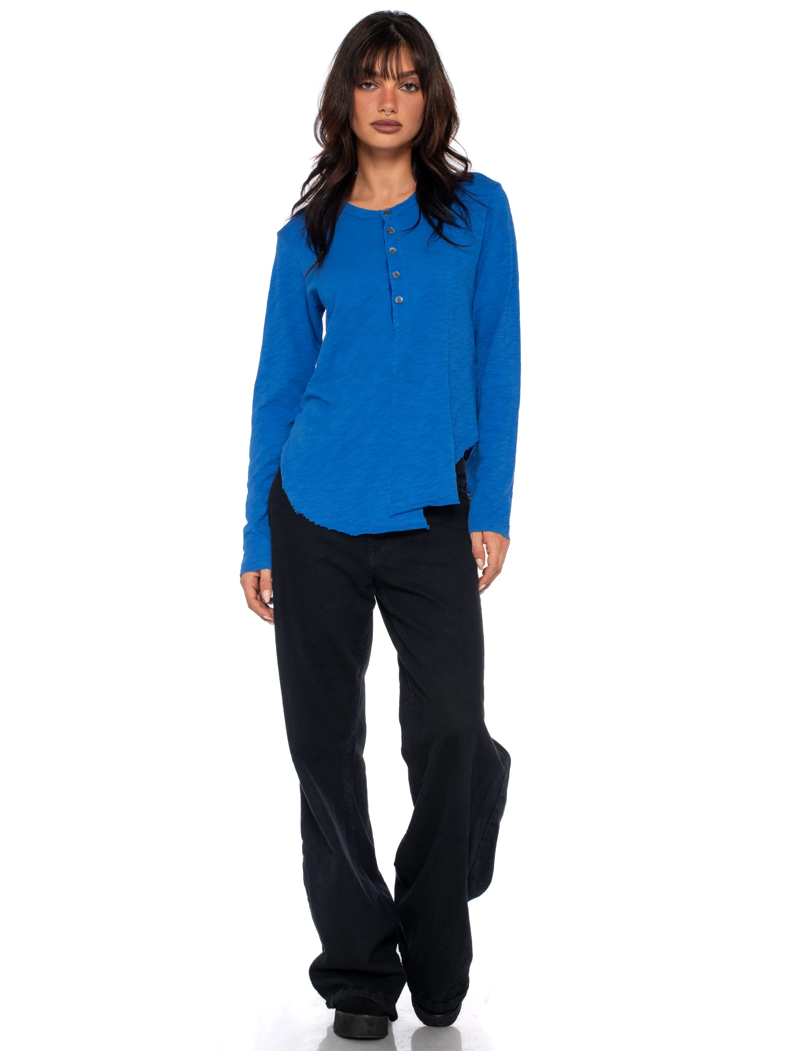 Long Sleeve Shrunken Henley W/ Shifted Hem