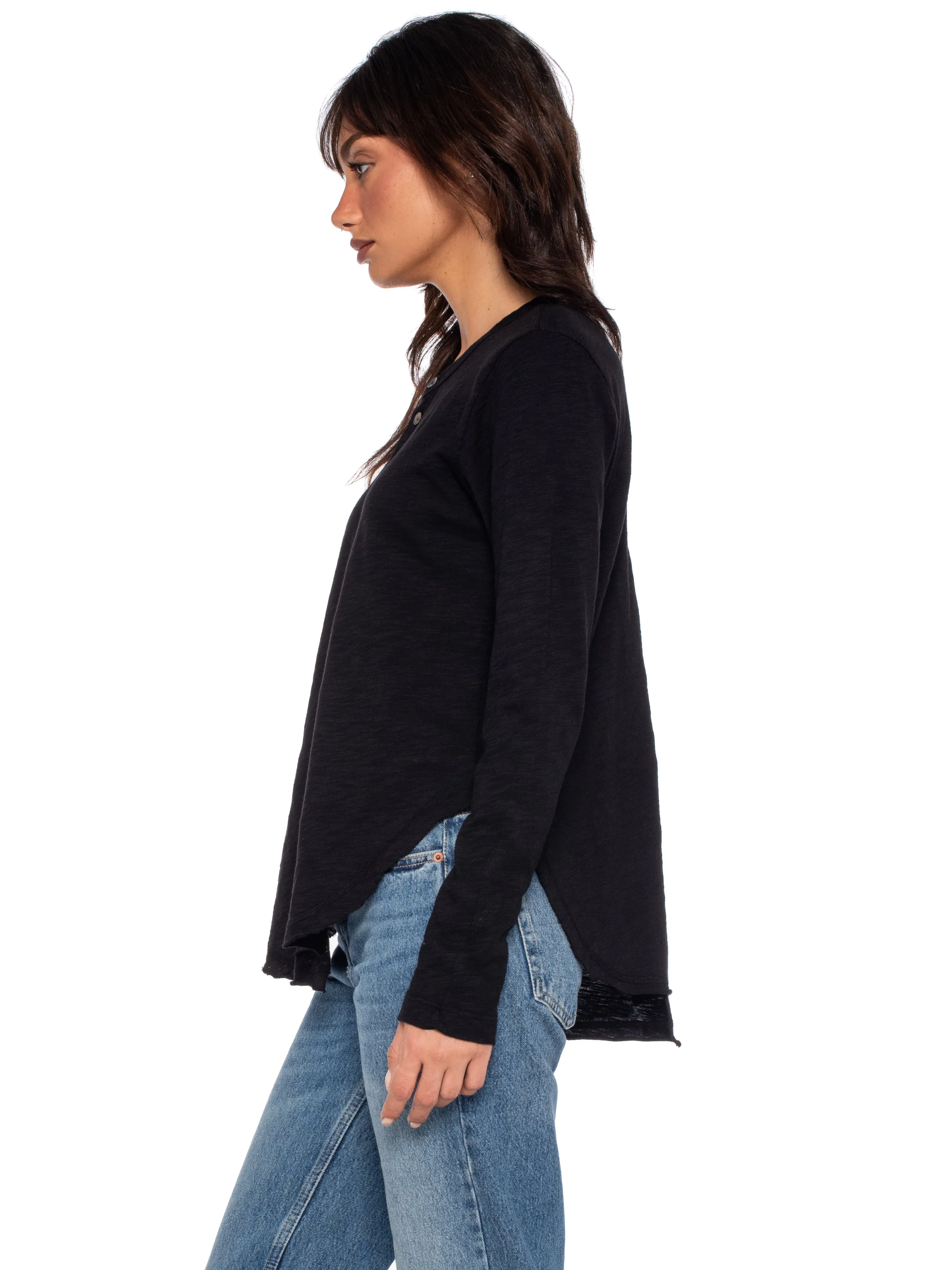 Long Sleeve Shrunken Henley W/ Shifted Hem