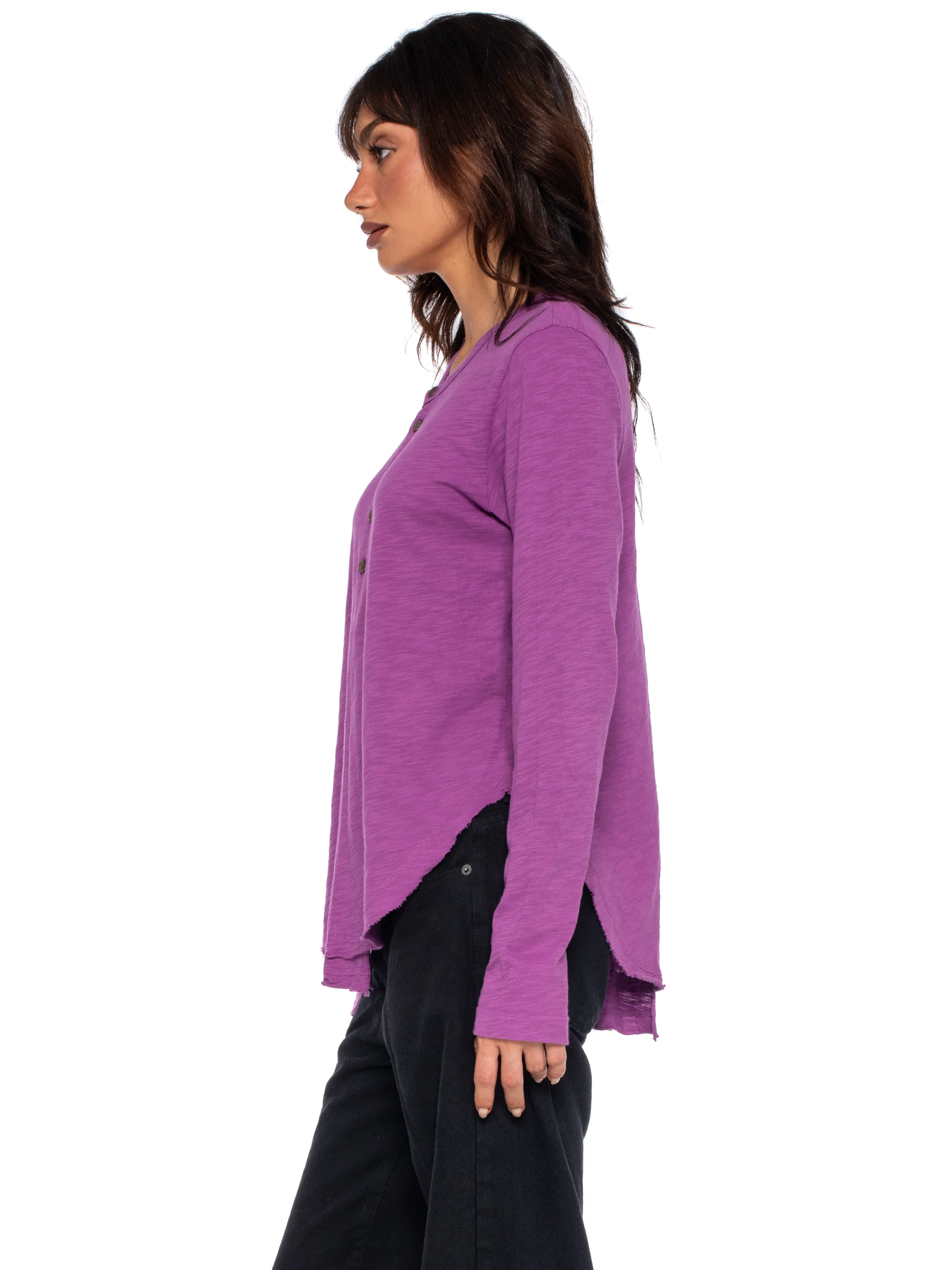 Long Sleeve Shrunken Henley W/ Shifted Hem