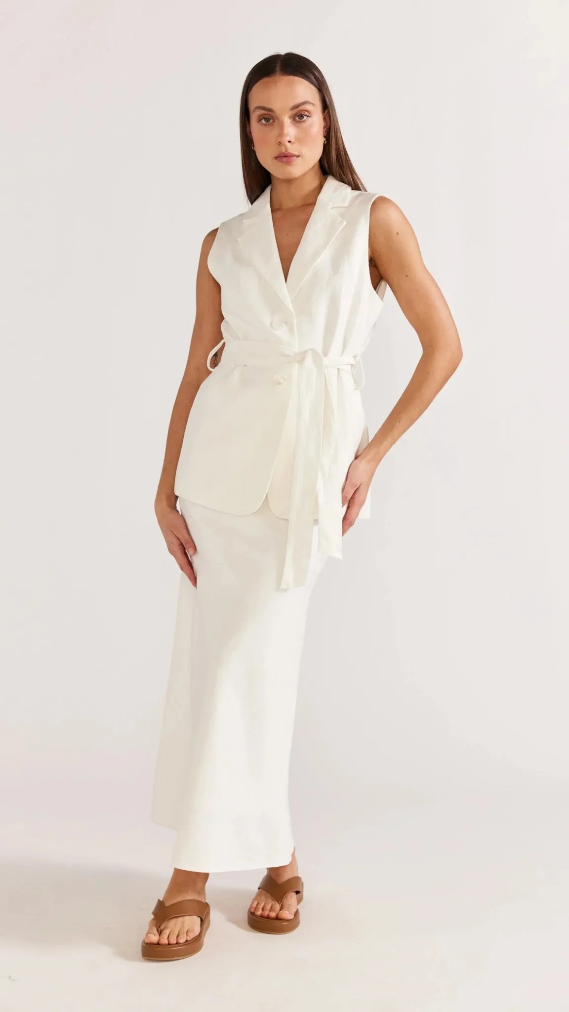 Mira Sleeveless Blazer