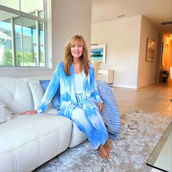 Natori Never Worn Blue Tie-Dye Lounge Set