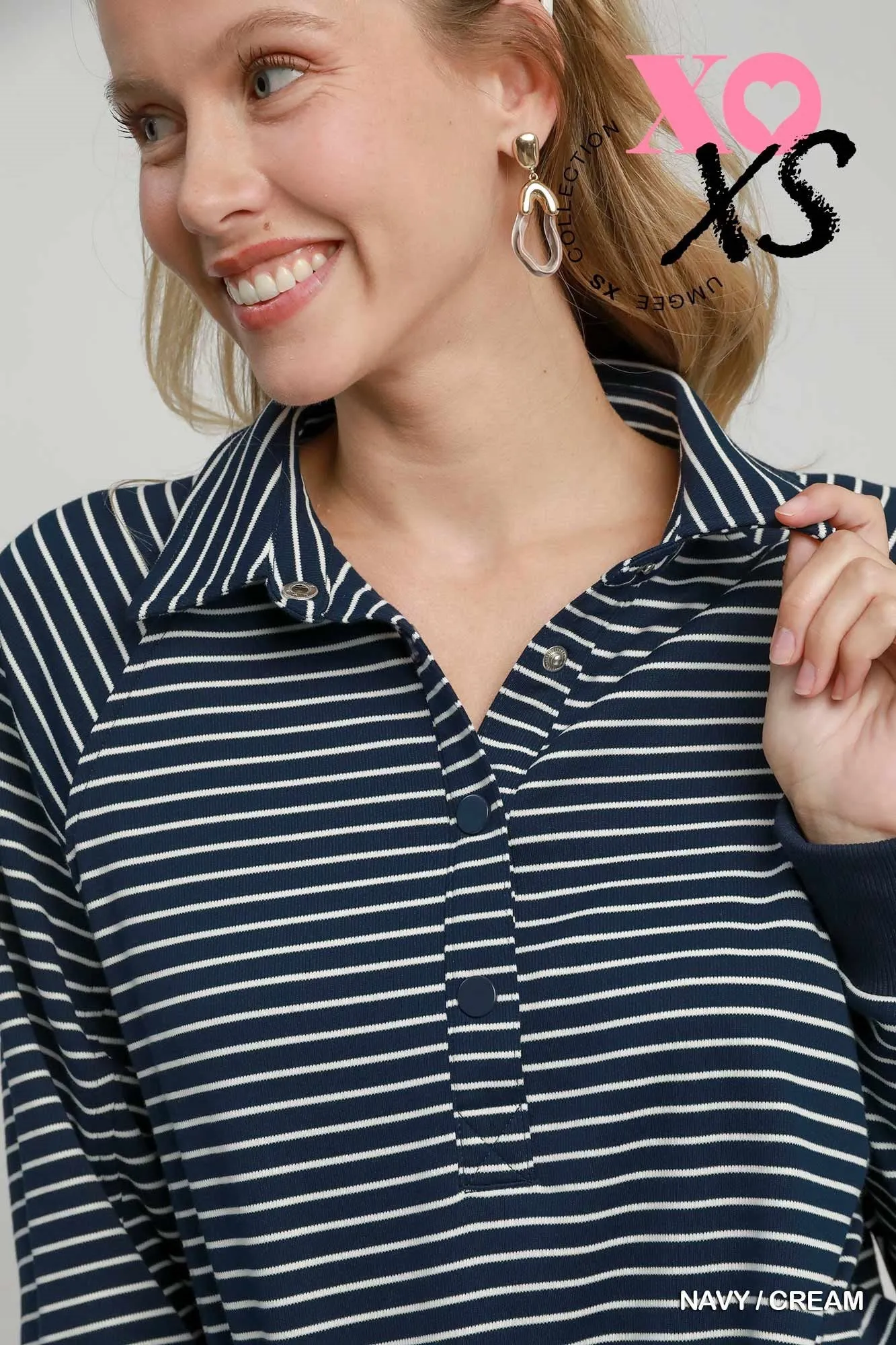 Navy/Cream Pullover