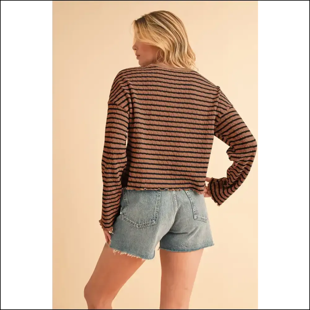 Needful Things: your Chic Brown Stripe Obsession  💀