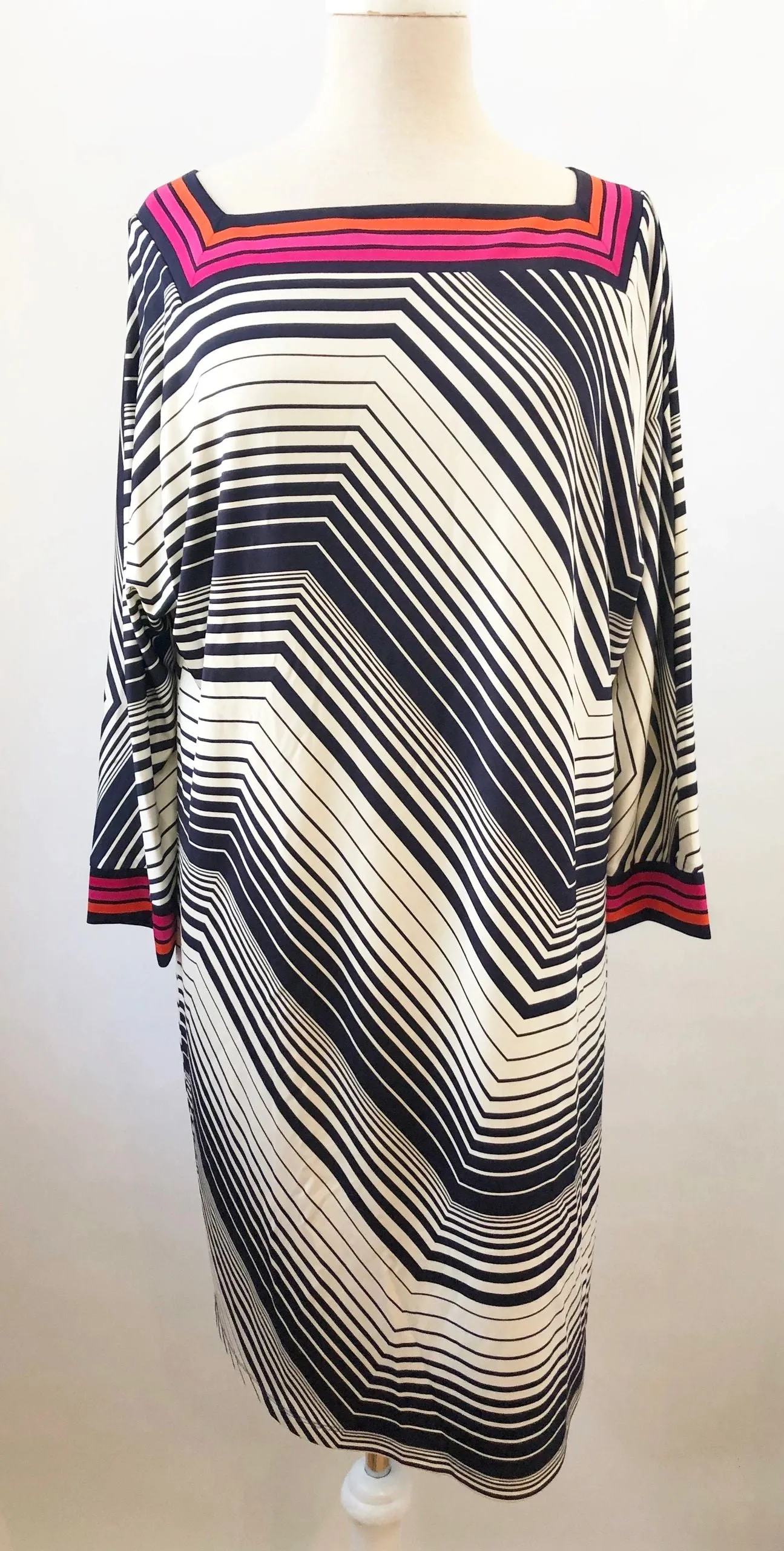 NEW Trina Turk Shift Dress Size Xl