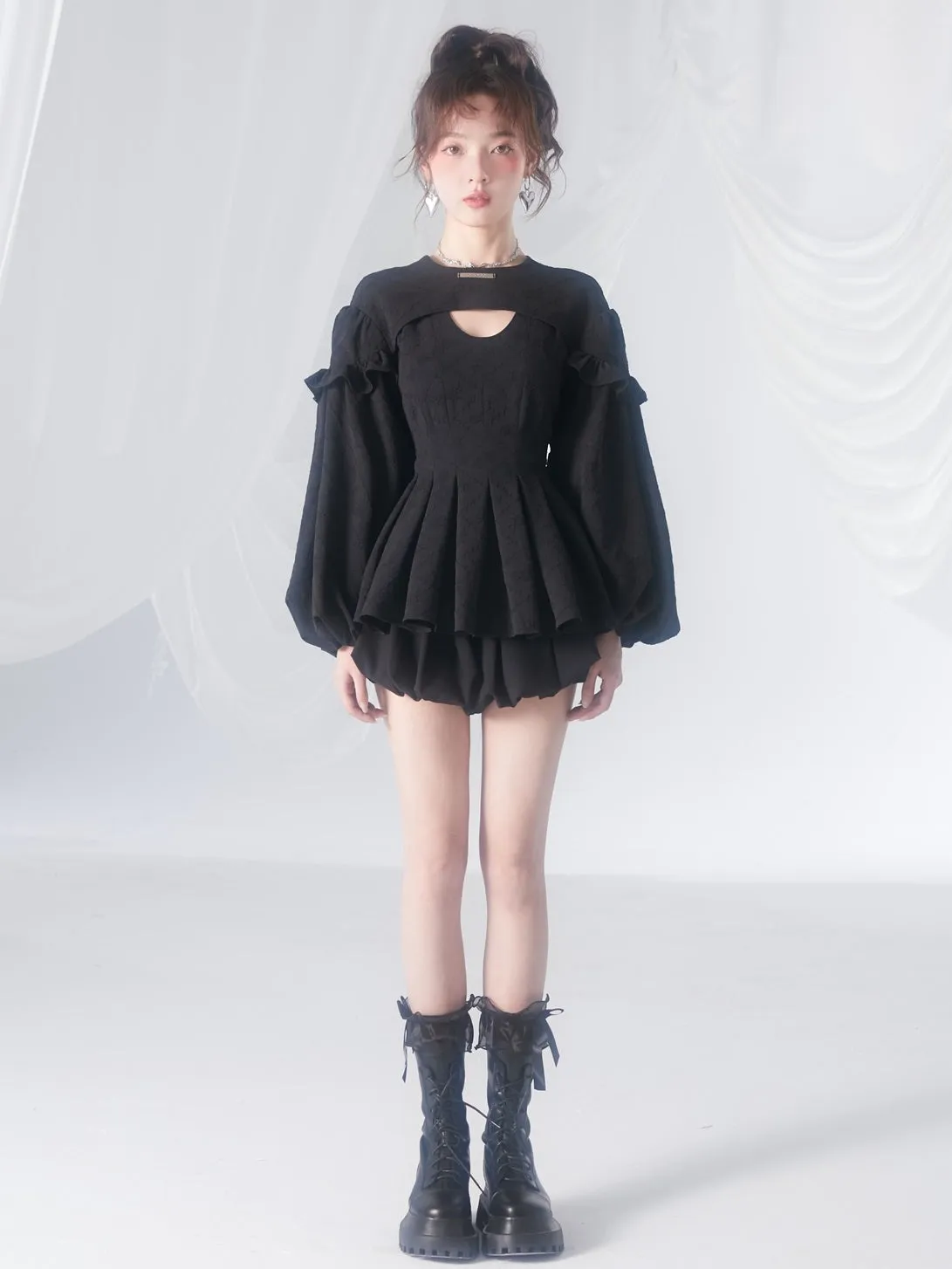 Peplum Balloon-sleeve Pleats Pullover