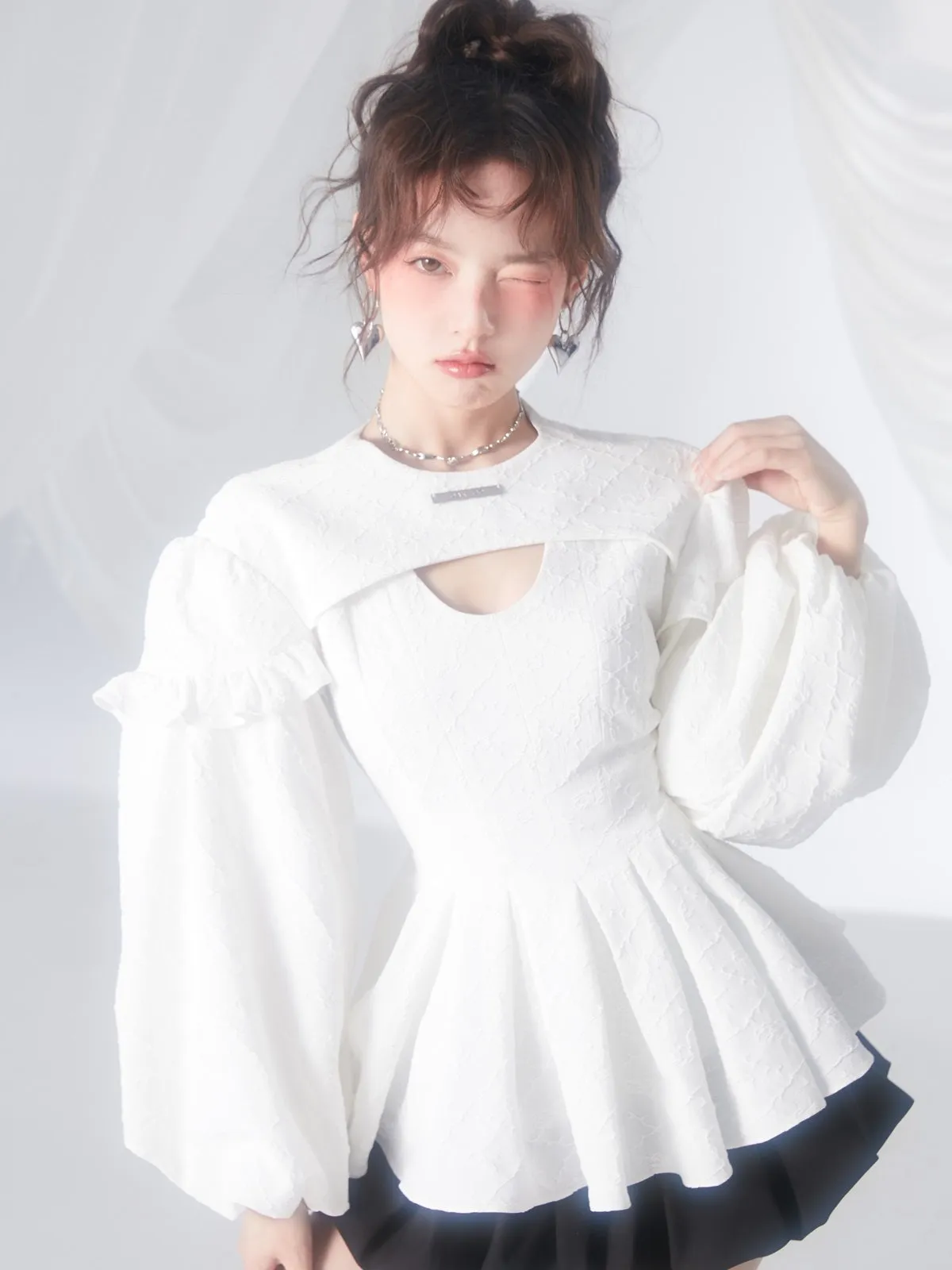 Peplum Balloon-sleeve Pleats Pullover