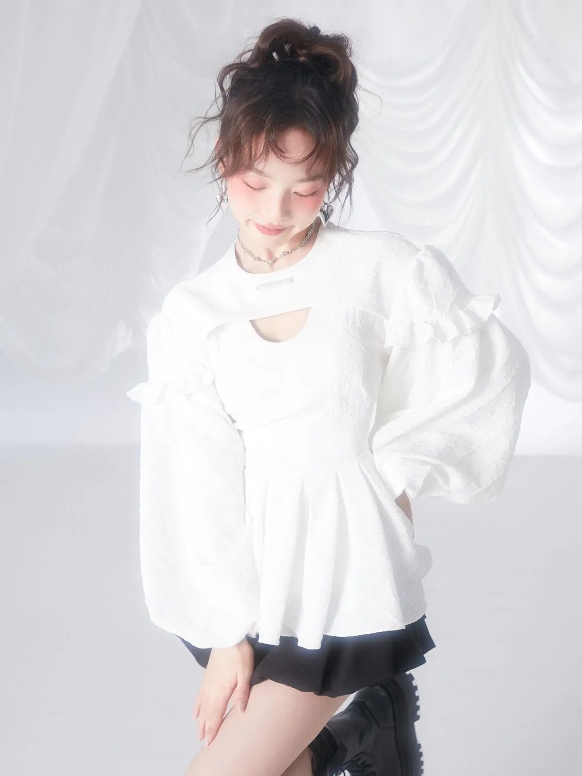 Peplum Balloon-sleeve Pleats Pullover