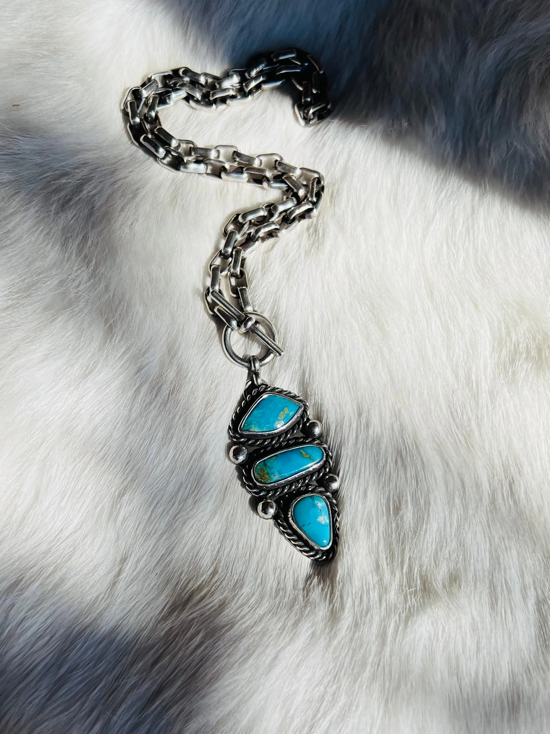 Rocka Rolla Necklace - Kingman 3 Stone