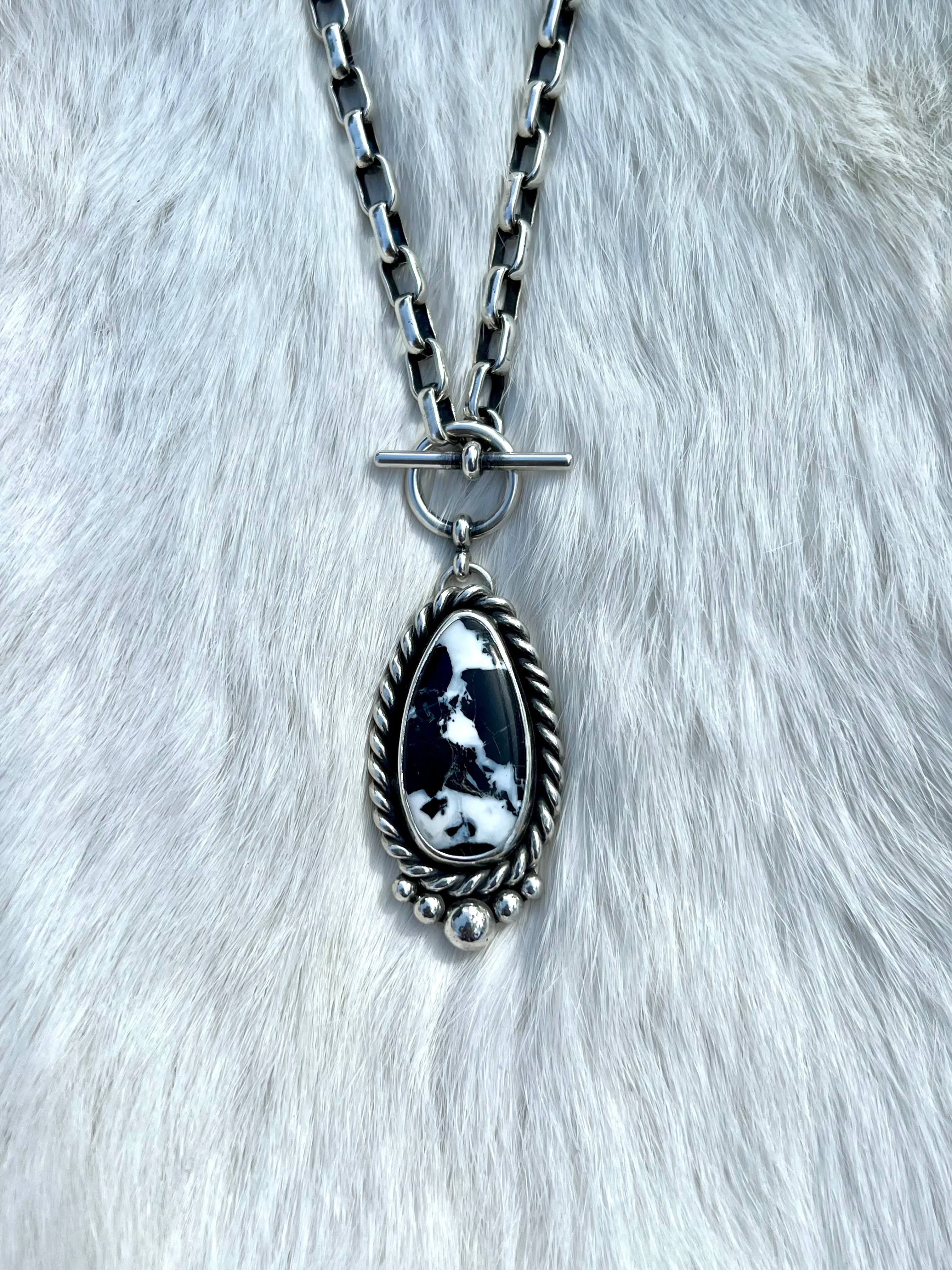 Rocka Rolla Necklace - White Buffalo