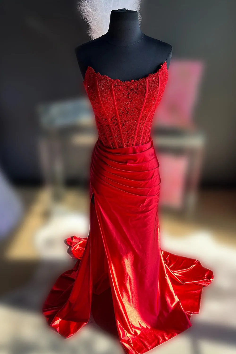 Roycebridal Arielle |Sheath Strapless Corset Satin Prom Dress with Slit