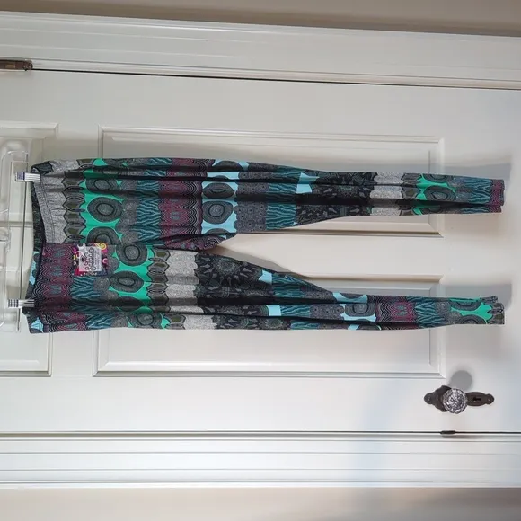 Salaam Lounge Top &amp; Pant Cords Set - Size XL - SO soft! - NWT