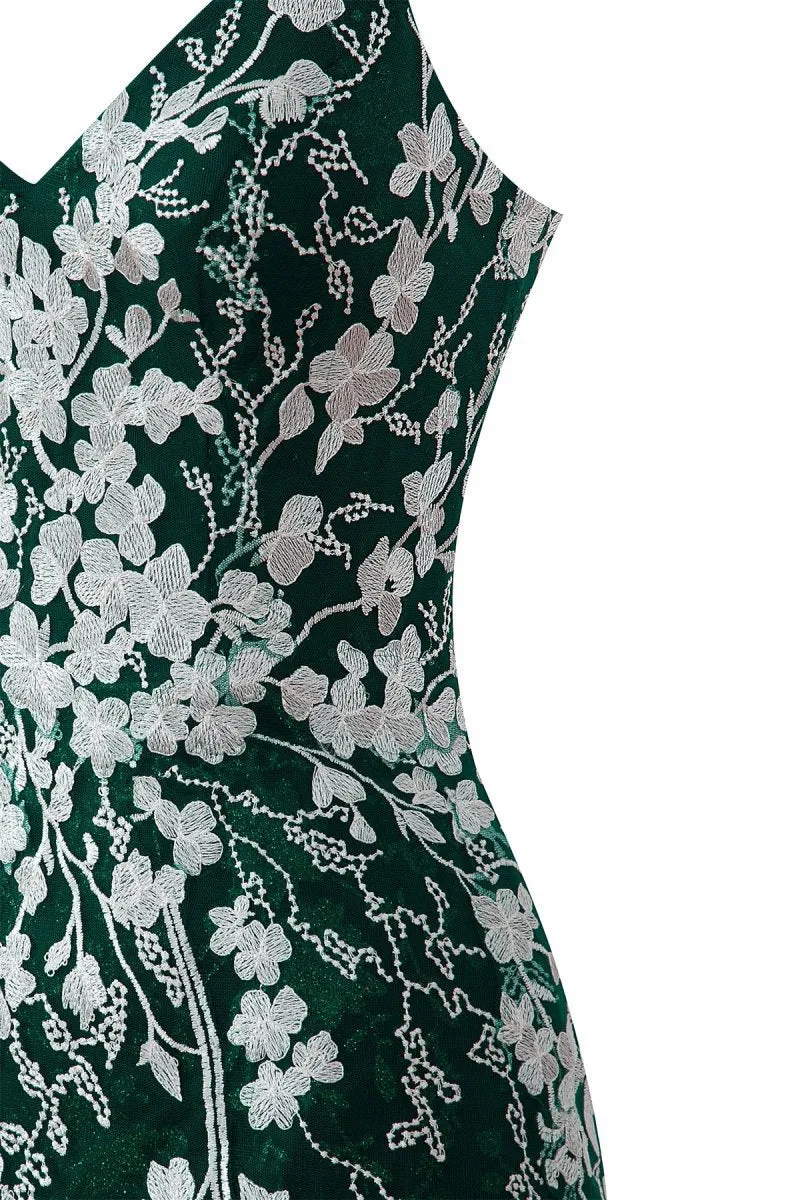 Sheath Short Spaghetti Straps Lace Homecoming Dresses