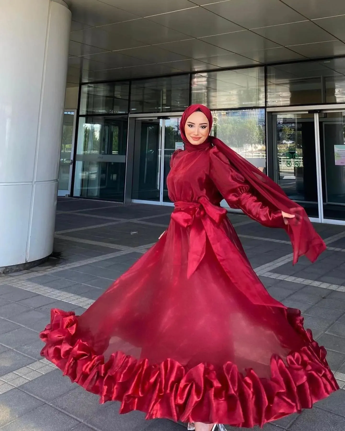 Simple Red Formal Prom Gowns Muslim High Neck Organza A-Line Ruffles Floor Length Evening Party Dress Event Dress