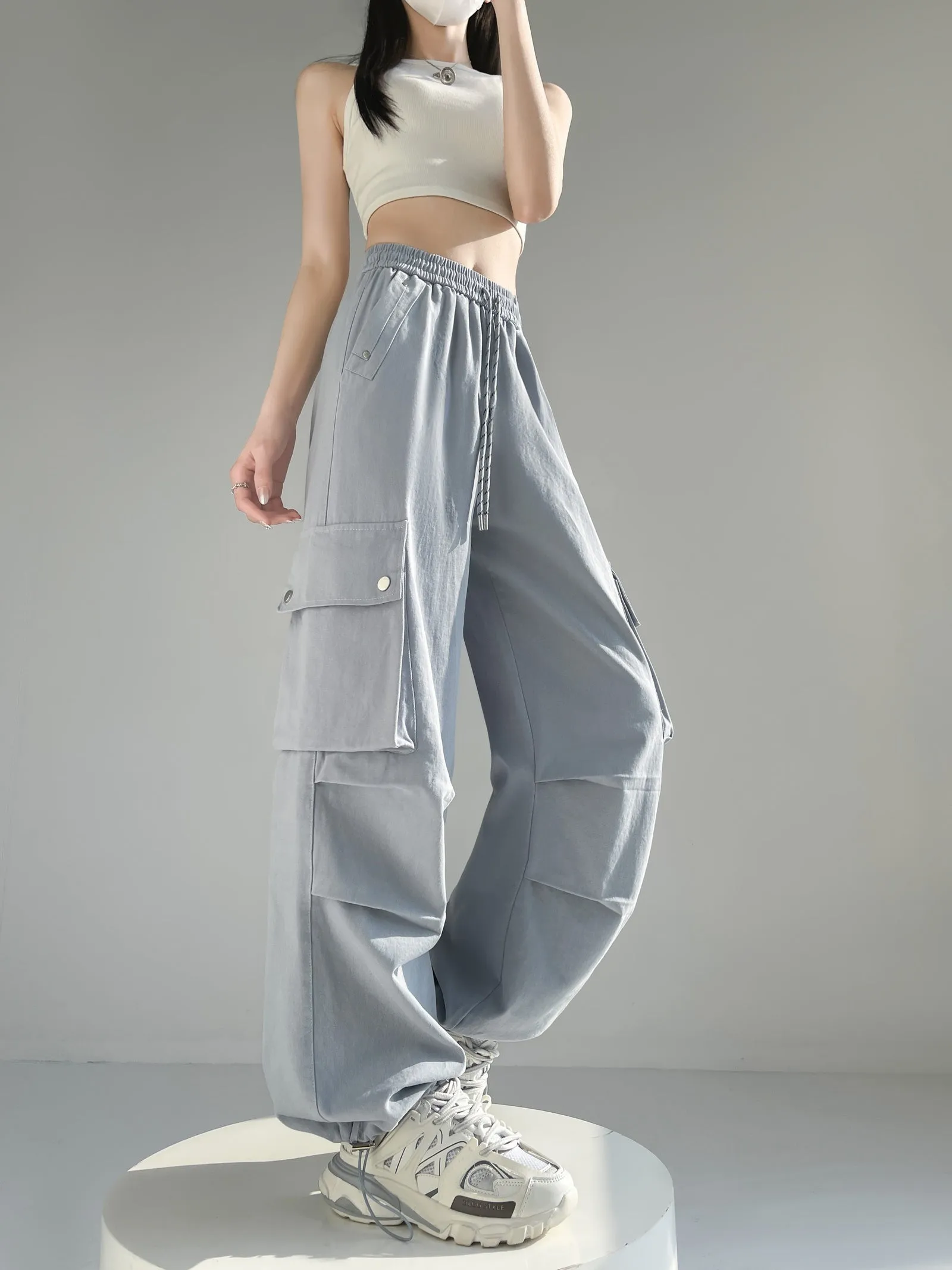 Solid Wash Cotton Cargo Pants with Trendy Drawstring Hem