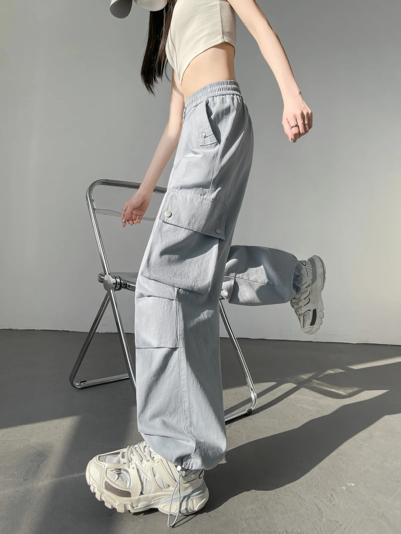 Solid Wash Cotton Cargo Pants with Trendy Drawstring Hem