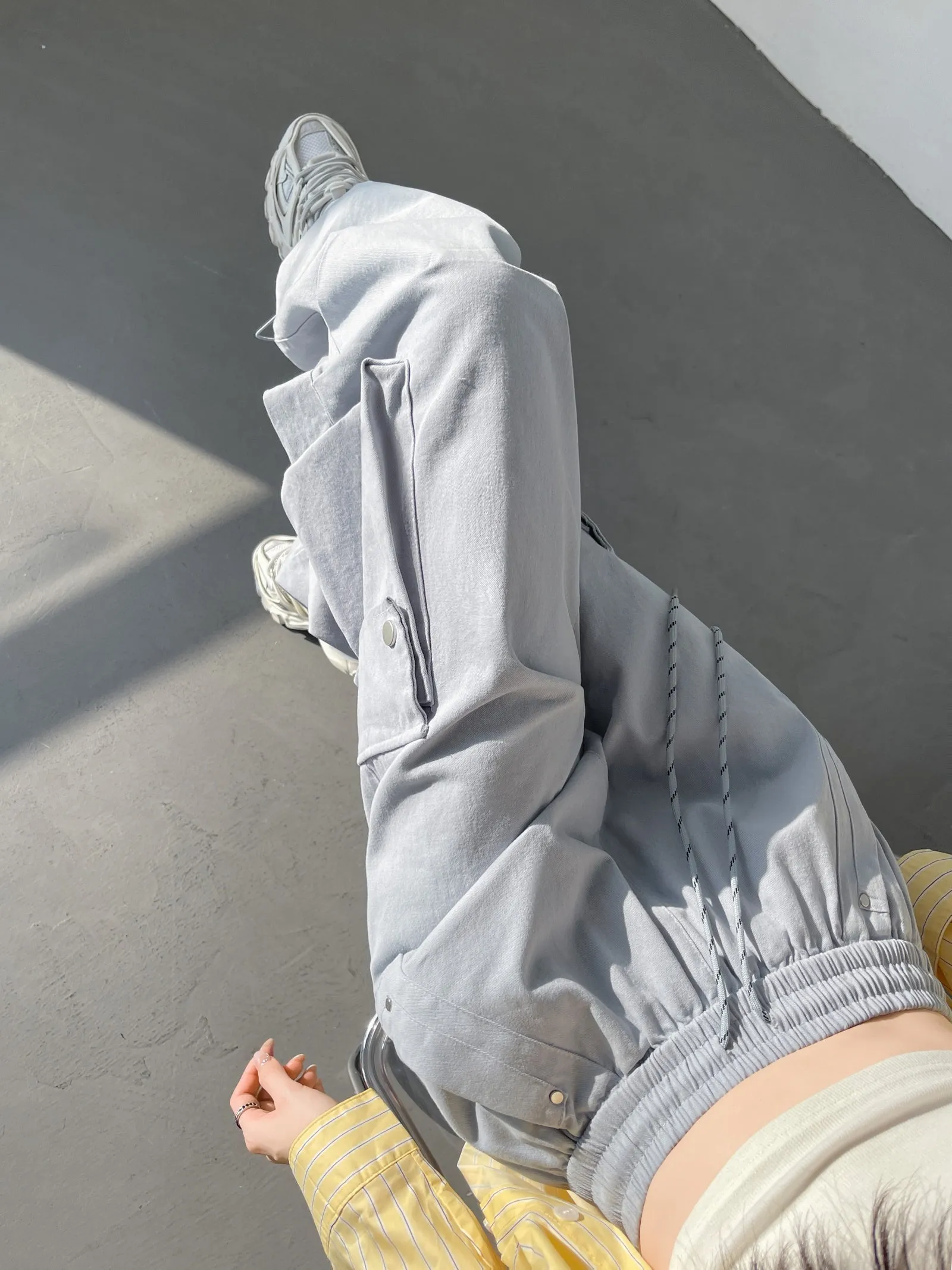 Solid Wash Cotton Cargo Pants with Trendy Drawstring Hem