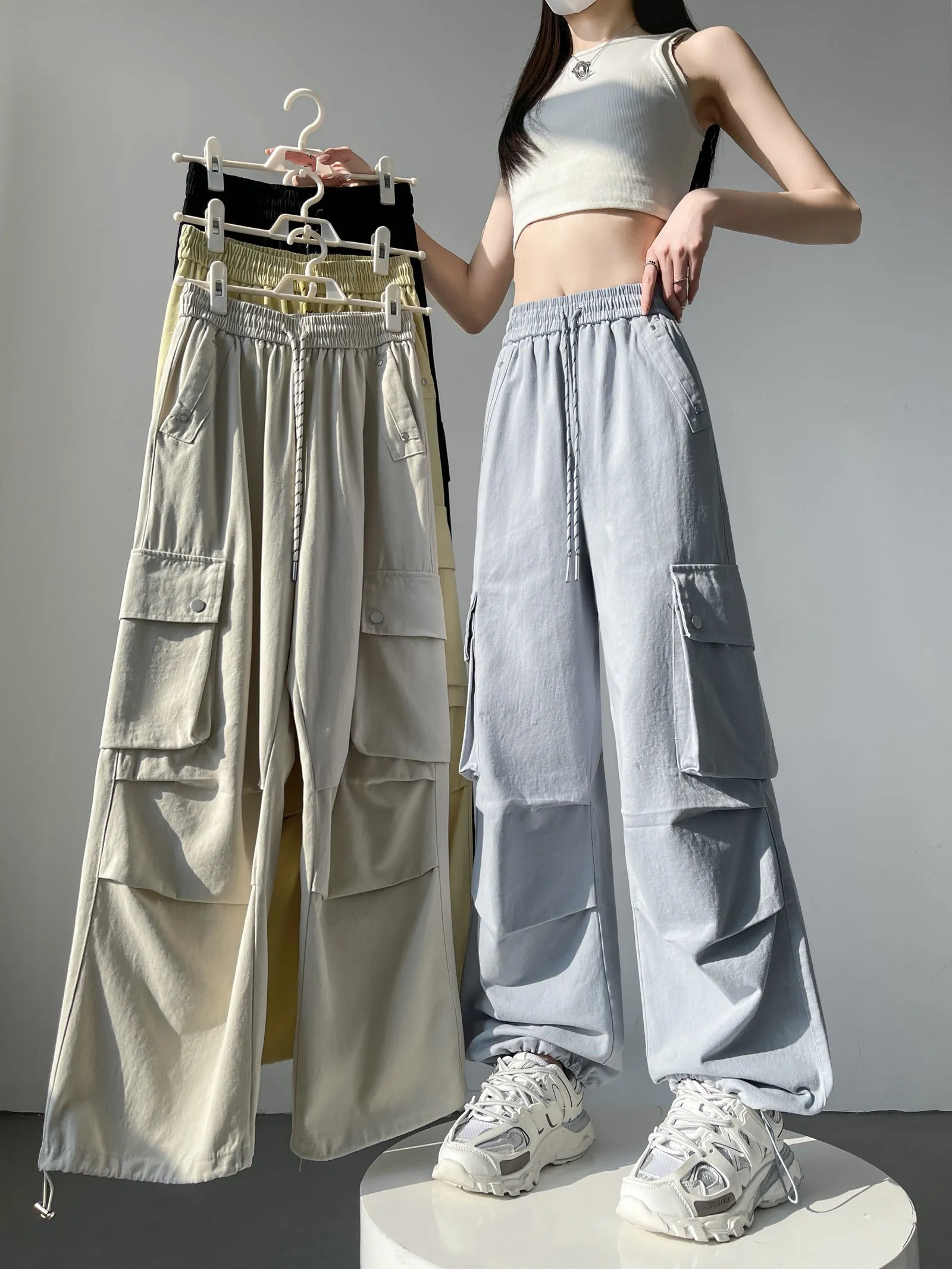 Solid Wash Cotton Cargo Pants with Trendy Drawstring Hem